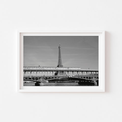 VANDALS IN PARIS - Collector edition